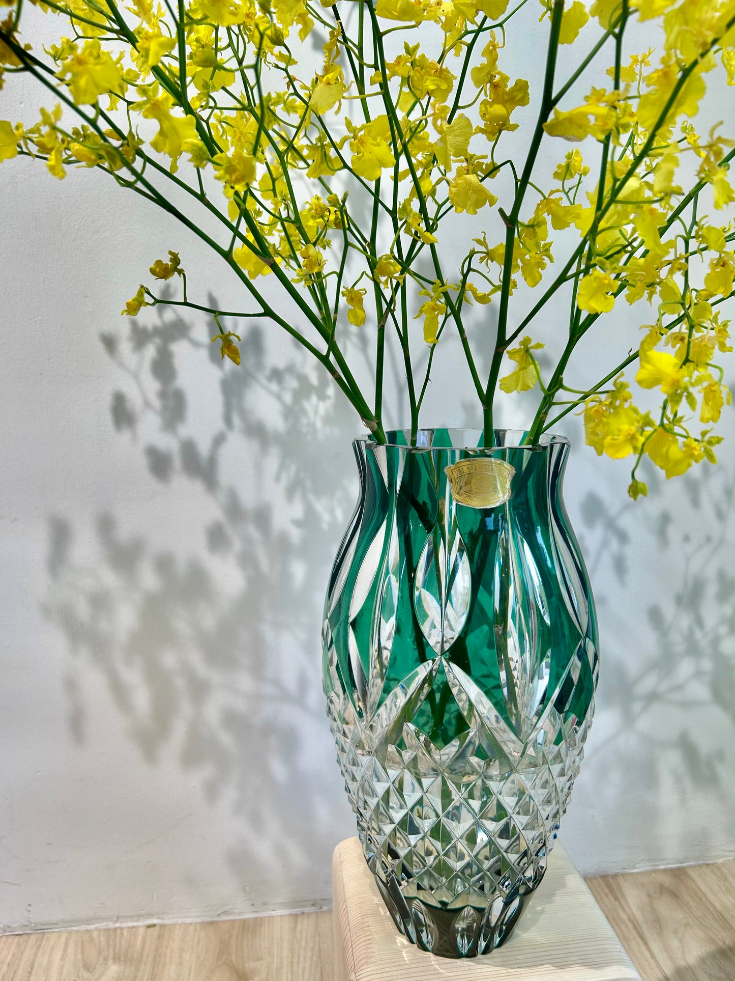 Val Saint Lambert Signed Green Crystal Vase – Diamond Cut Base, 34cm