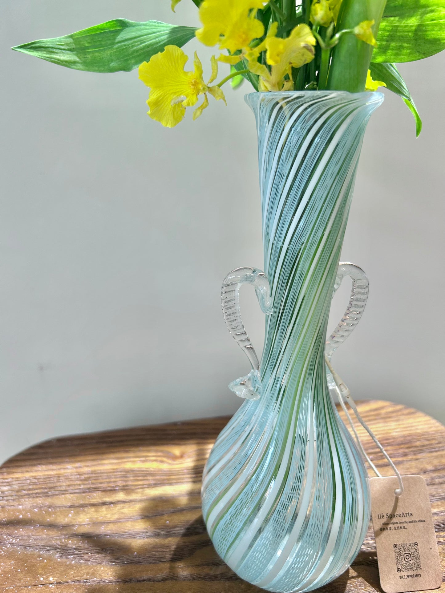 Murano Mint Green Hand-Blown Glass Vase – Treads Glass Artistry from Italy