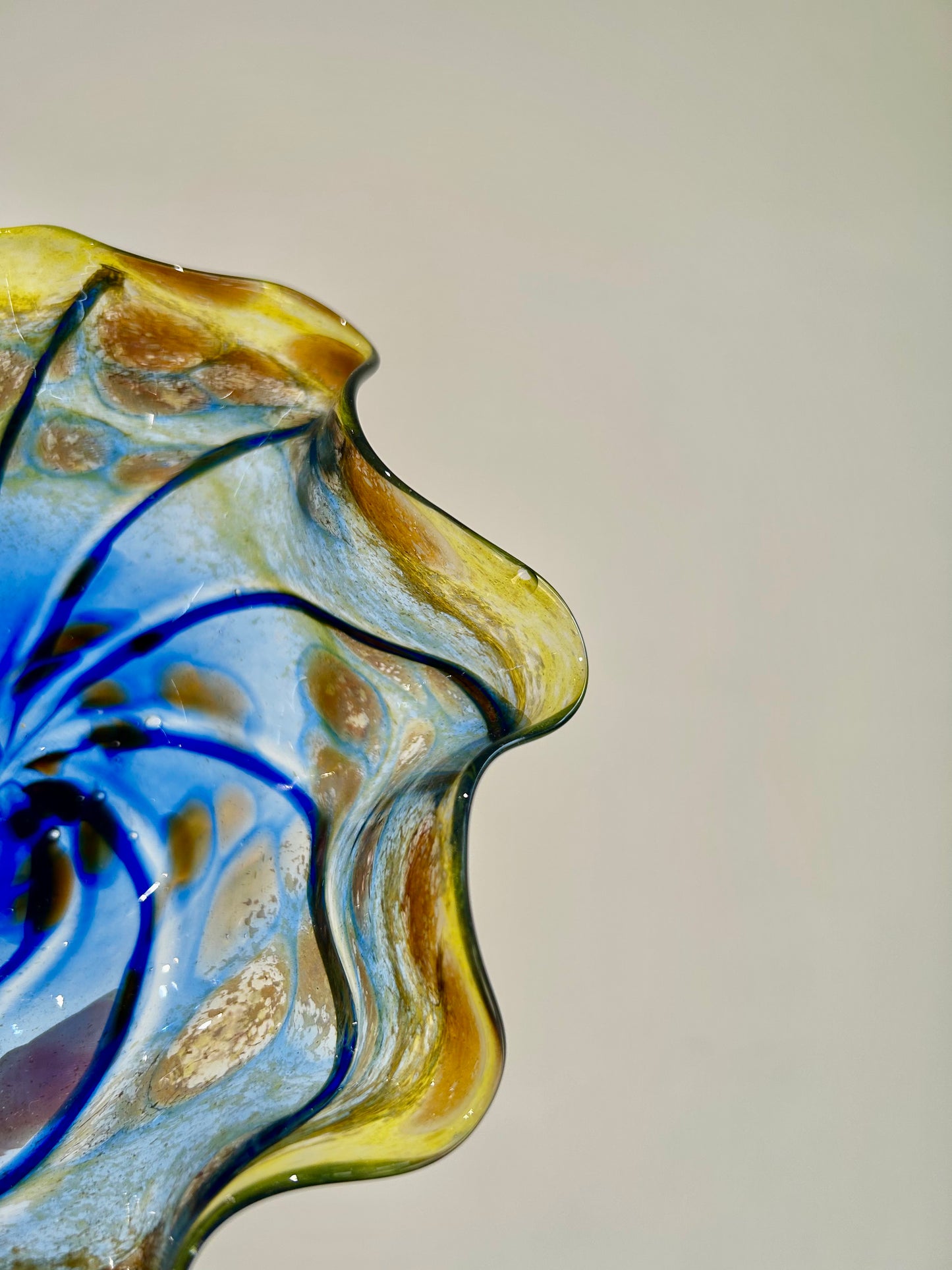 Italy Murano Art Glass Fruit Bowl – Blue to Amber Gradient, Wave-Edged