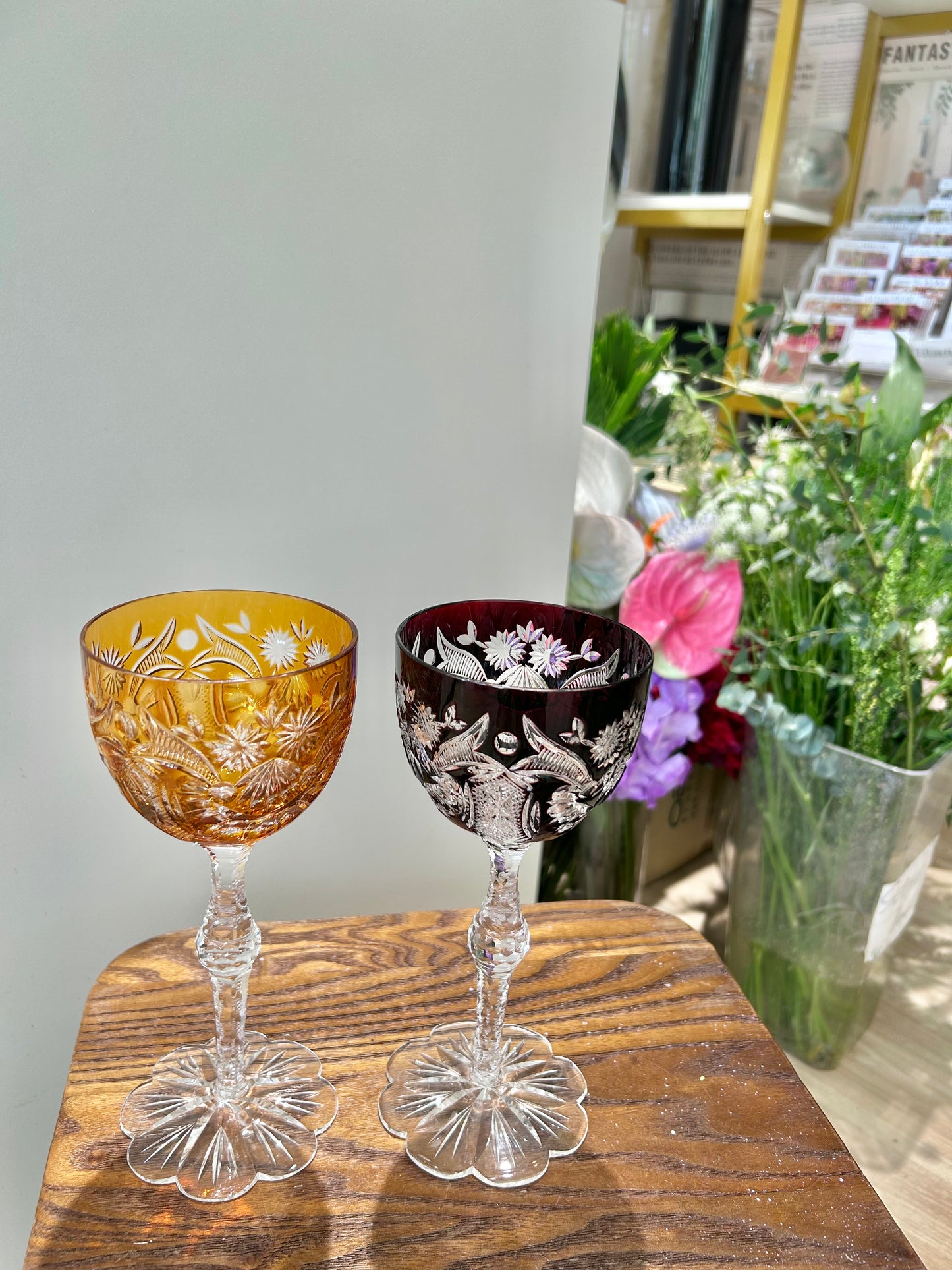 Colored Cut Crystal Wine Goblet – Floral Foot, Full-Cut Elegance, Handcrafted Brilliance