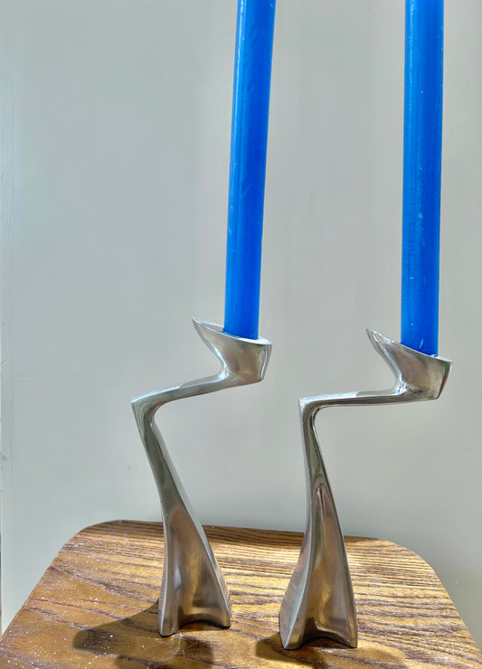 Matthew Hilton “Swan” Candle Holder – Sculptural Elegance in Solid Metal, Modern British design with organic fluidity