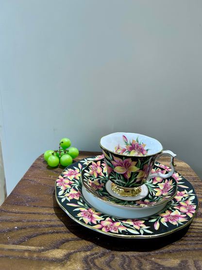 Royal Albert Provincial Flowers Teacup &amp; Saucer Set — English Garden Elegance
