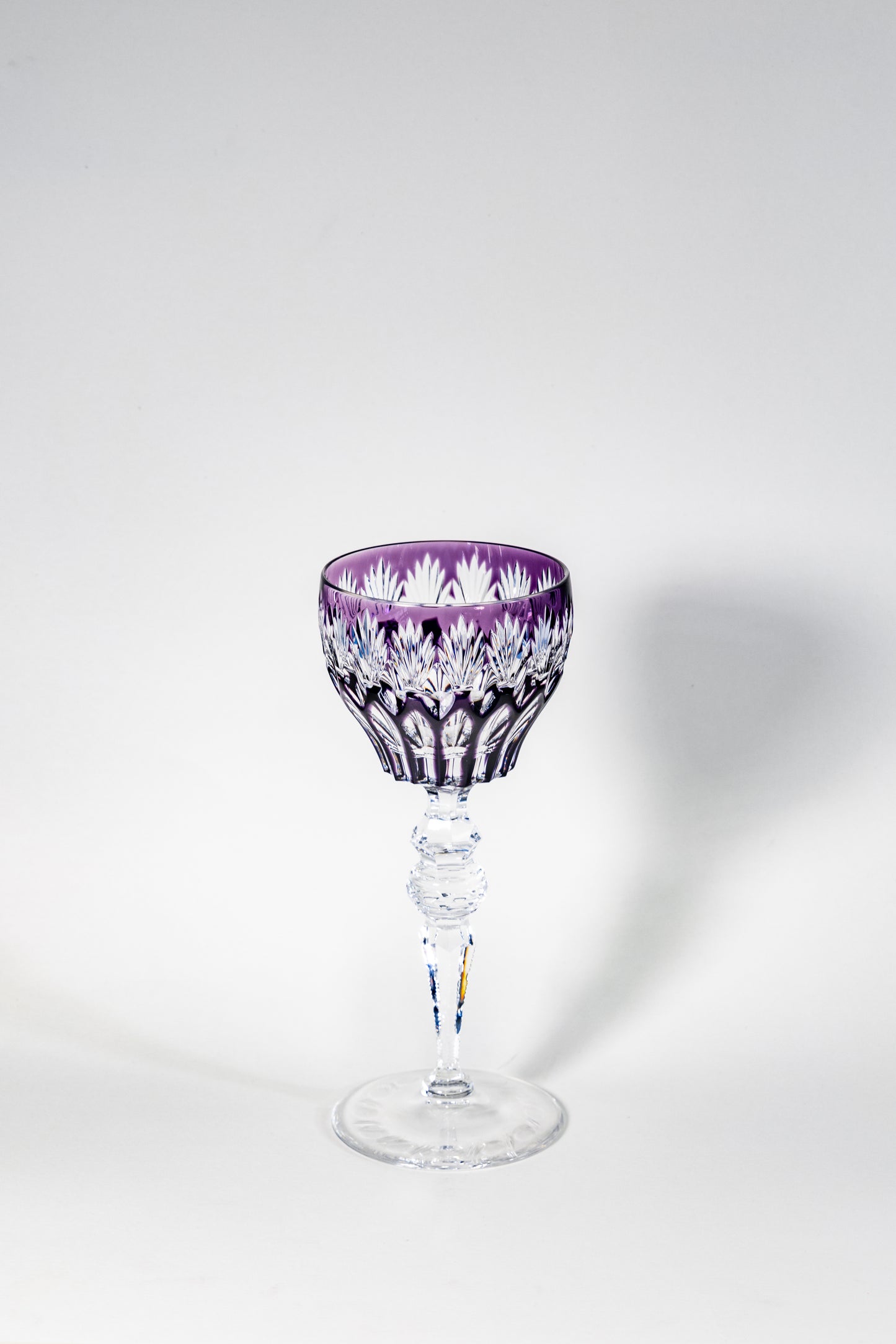 Peil & Putzler Colored Cut Crystal Wine Glass – Full-Cut Brilliance with Timeless Weight