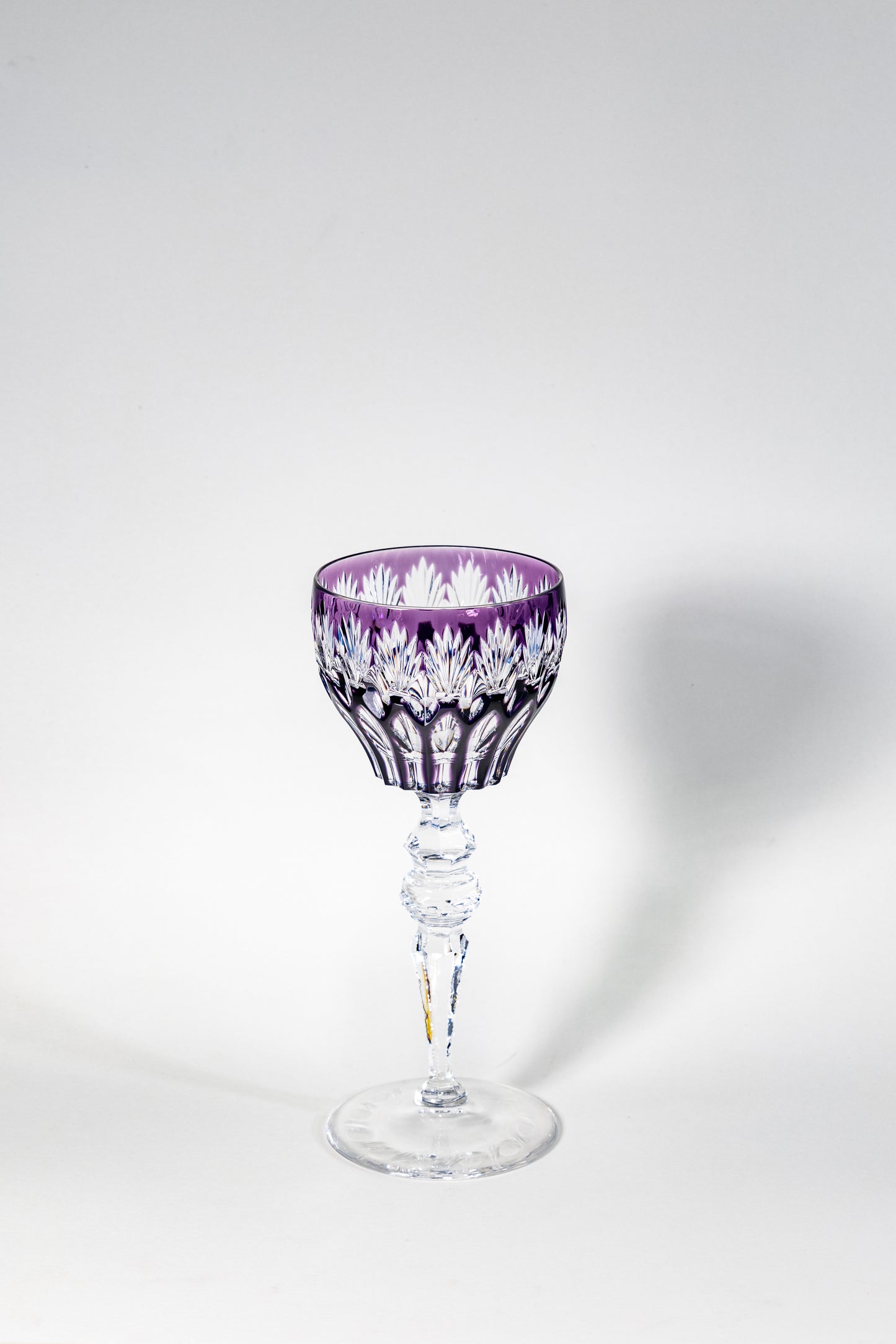 Peil & Putzler Colored Cut Crystal Wine Glass – Full-Cut Brilliance with Timeless Weight