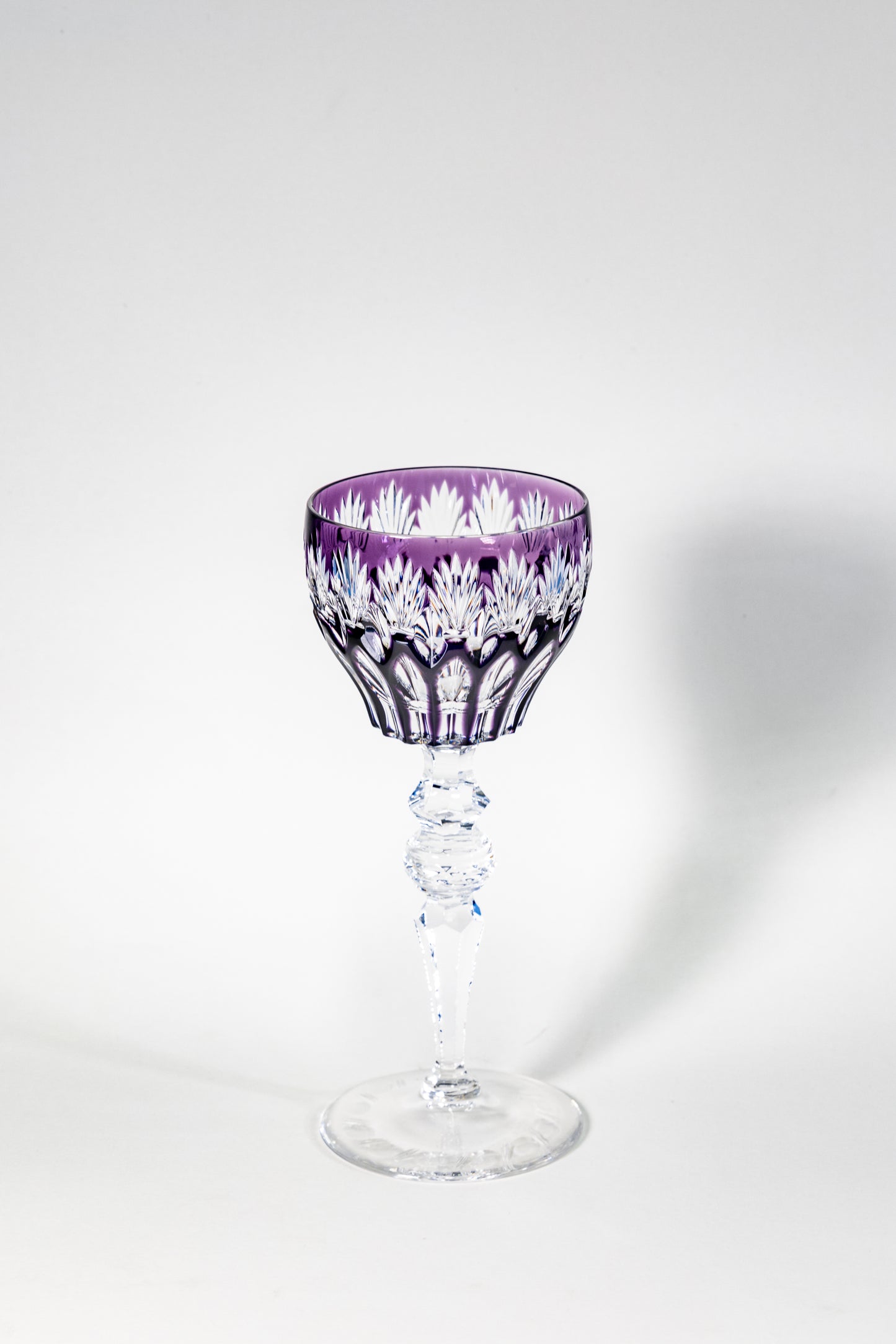 Peil & Putzler Colored Cut Crystal Wine Glass – Full-Cut Brilliance with Timeless Weight