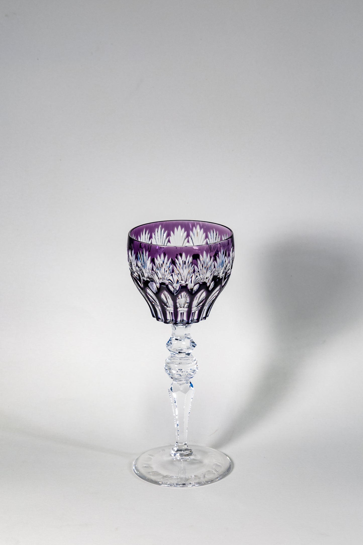 Peil & Putzler Colored Cut Crystal Wine Glass – Full-Cut Brilliance with Timeless Weight