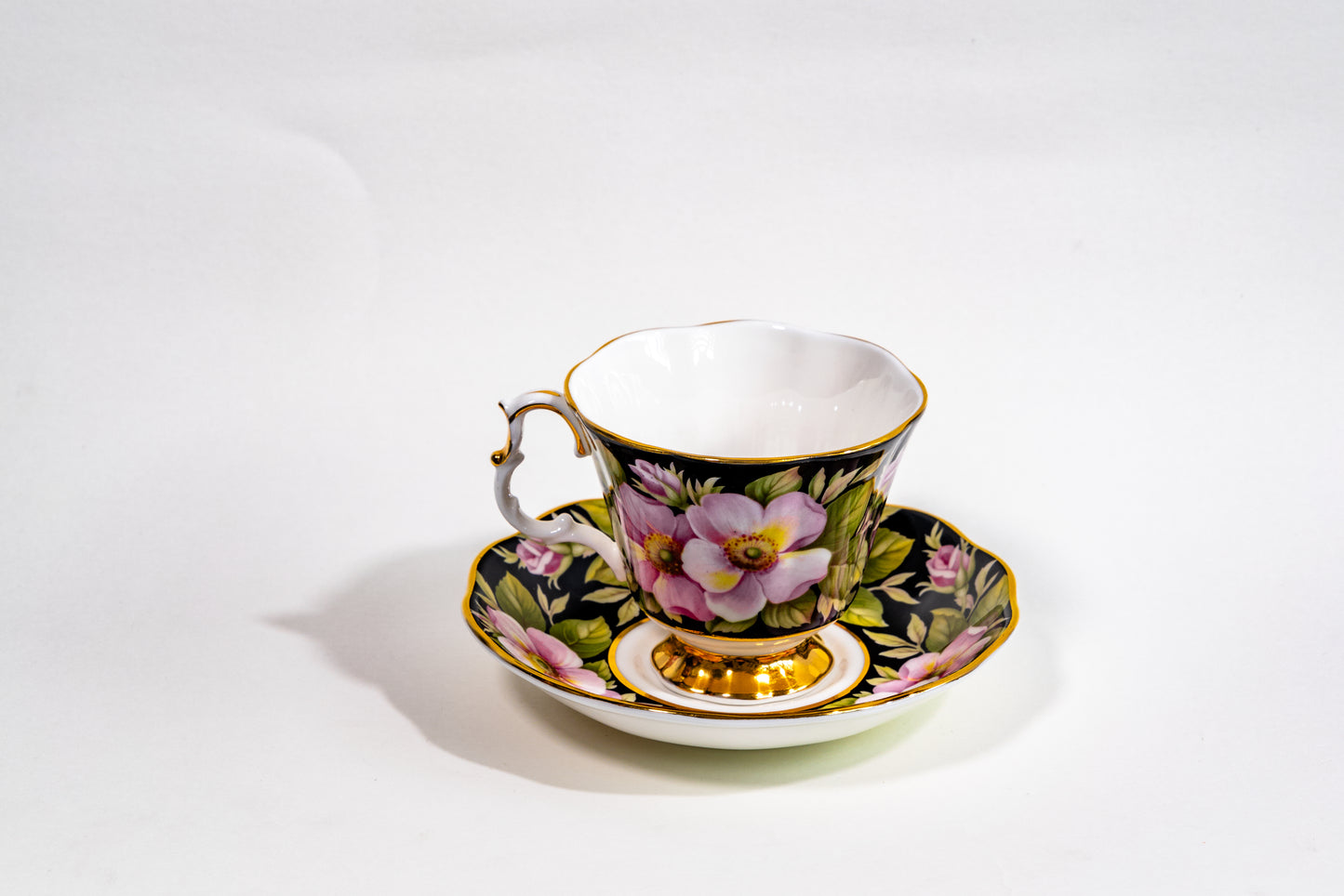 Royal Albert Provincial Flowers Teacup & Saucer Set — English Garden Elegance