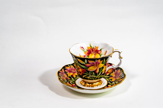 Royal Albert Provincial Flowers Teacup &amp; Saucer Set — English Garden Elegance