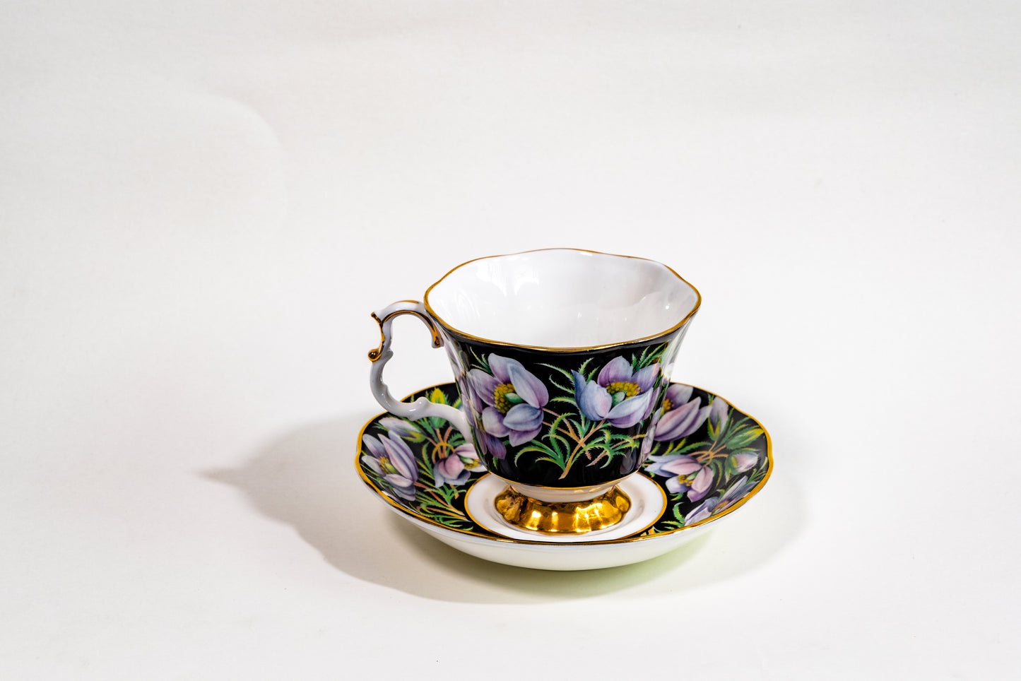 Royal Albert Provincial Flowers Teacup & Saucer Set — English Garden Elegance
