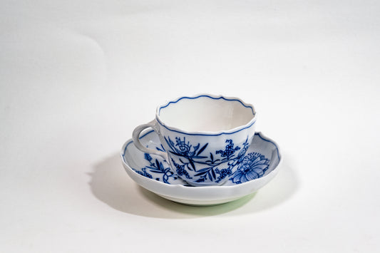 Meissen “Blue Onion” (Zwiebelmuster) Cup and Saucer