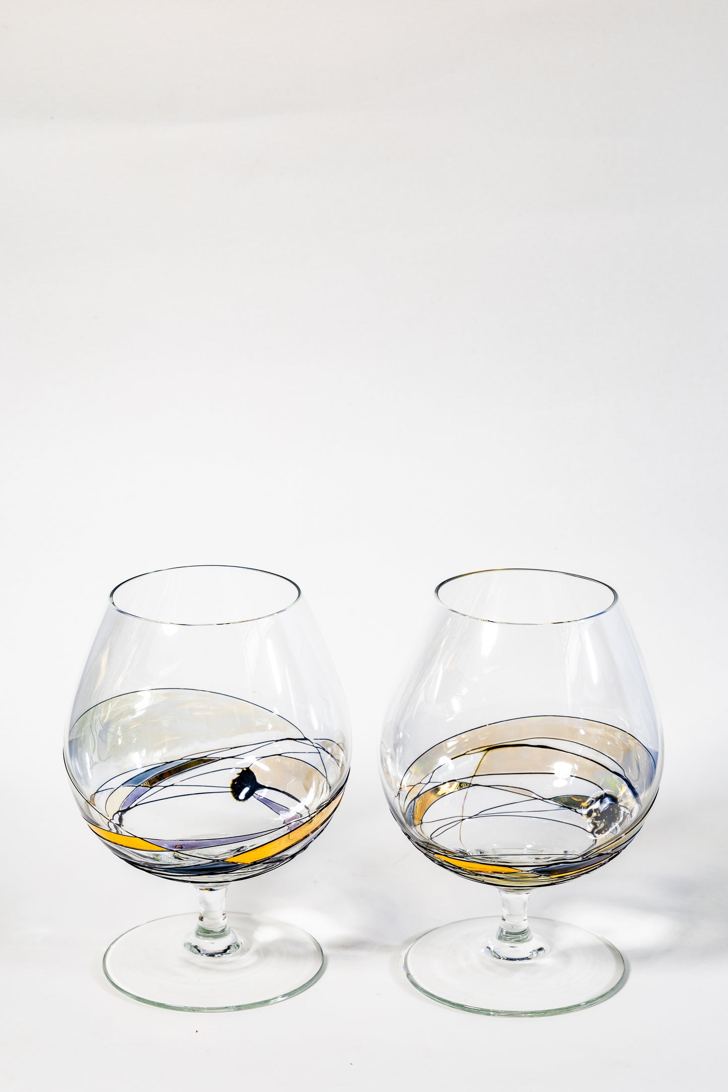 “Aurora Spirale” Art Glass Cognac Snifter Pair