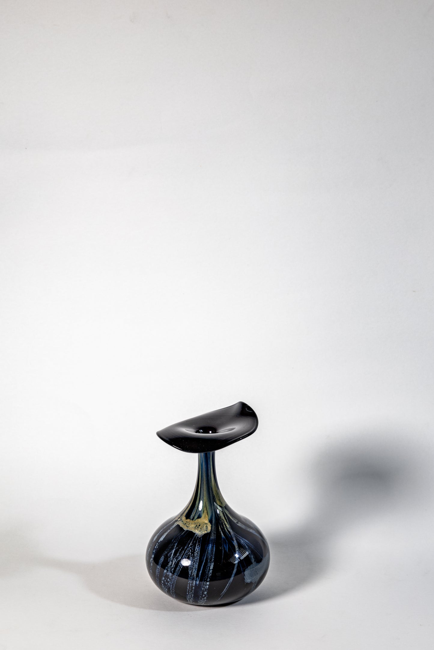 Nocturne Vase – Handblown Studio Art Glass, Germany