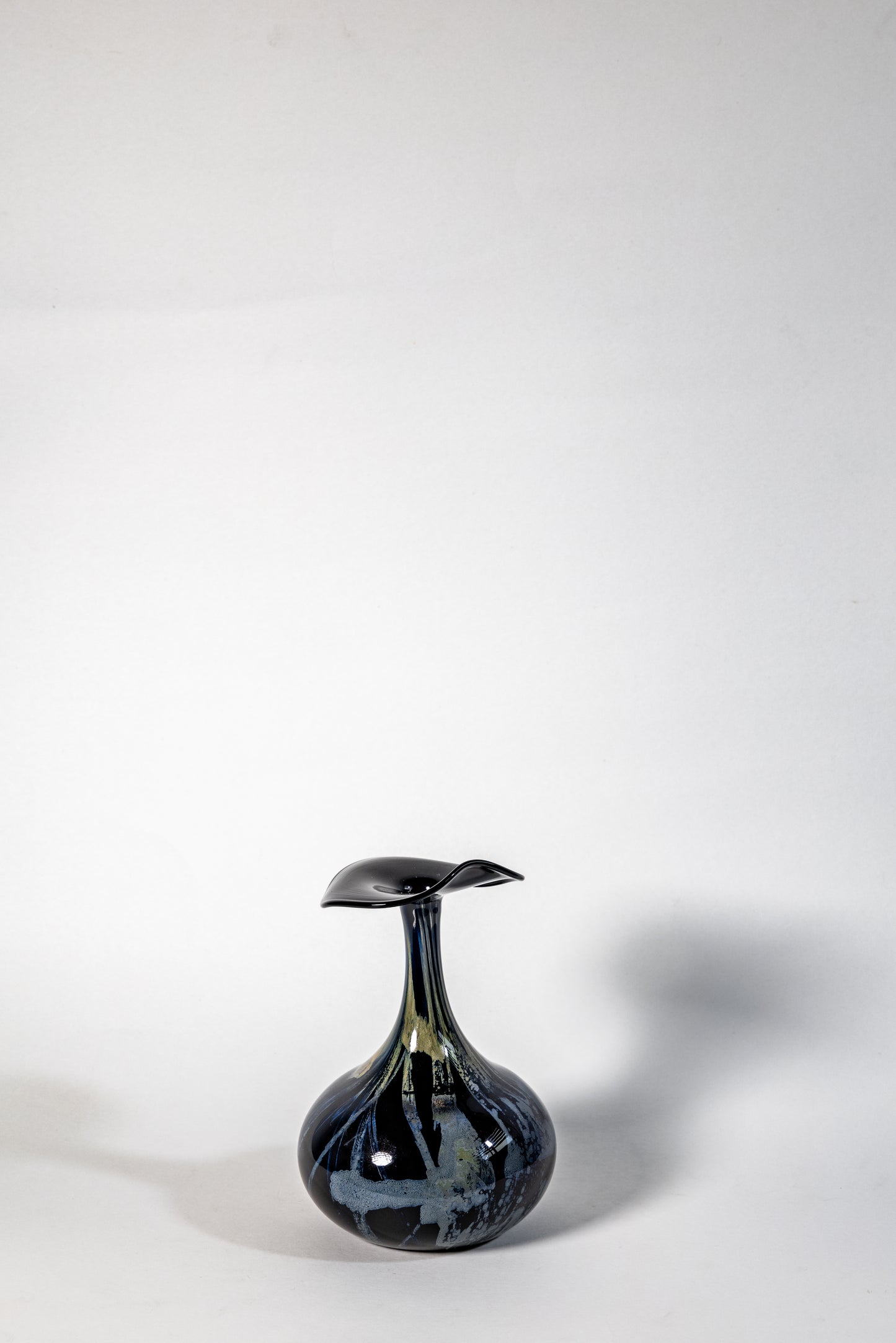 Nocturne Vase – Handblown Studio Art Glass, Germany