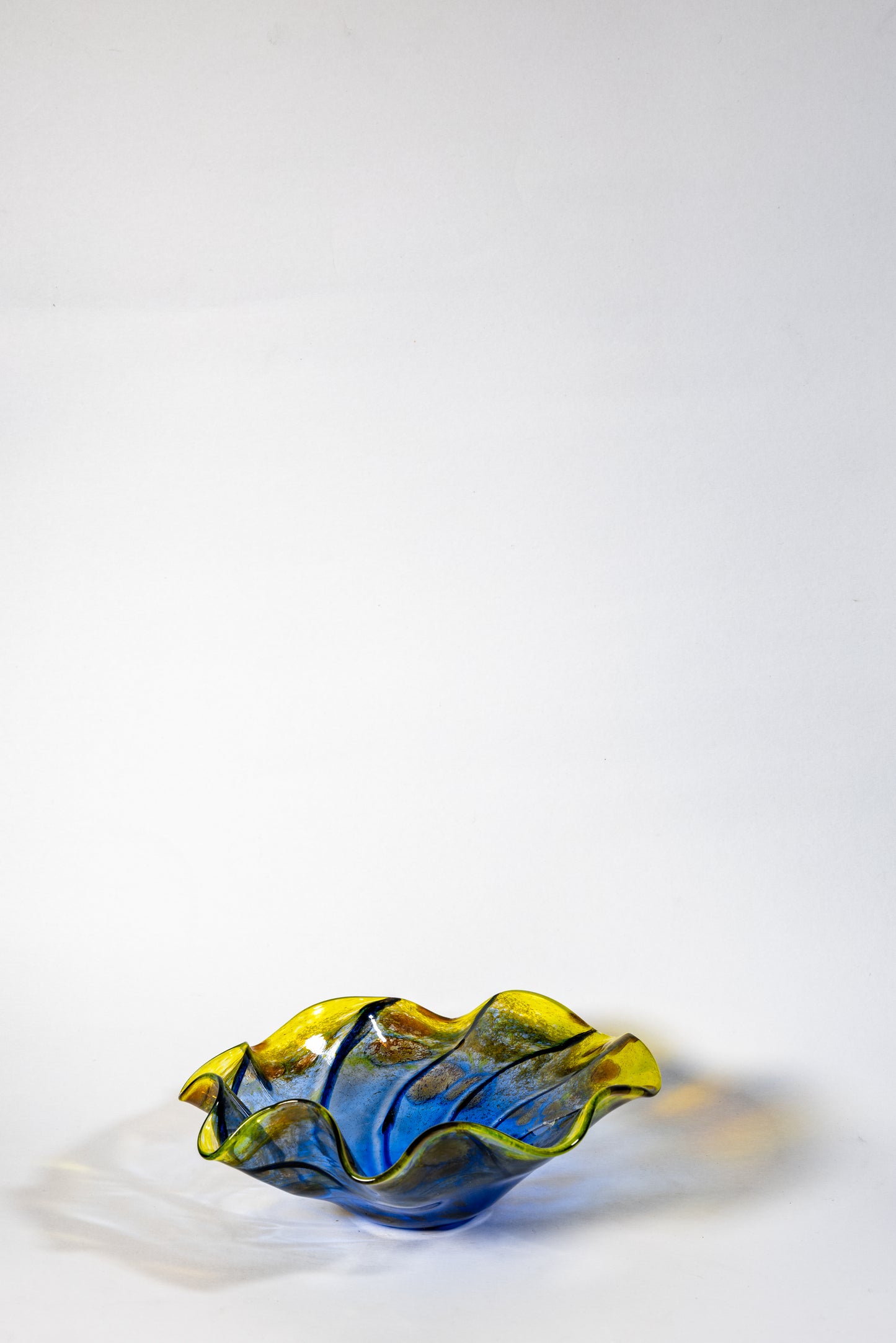 Italy Murano Art Glass Fruit Bowl – Blue to Amber Gradient, Wave-Edged