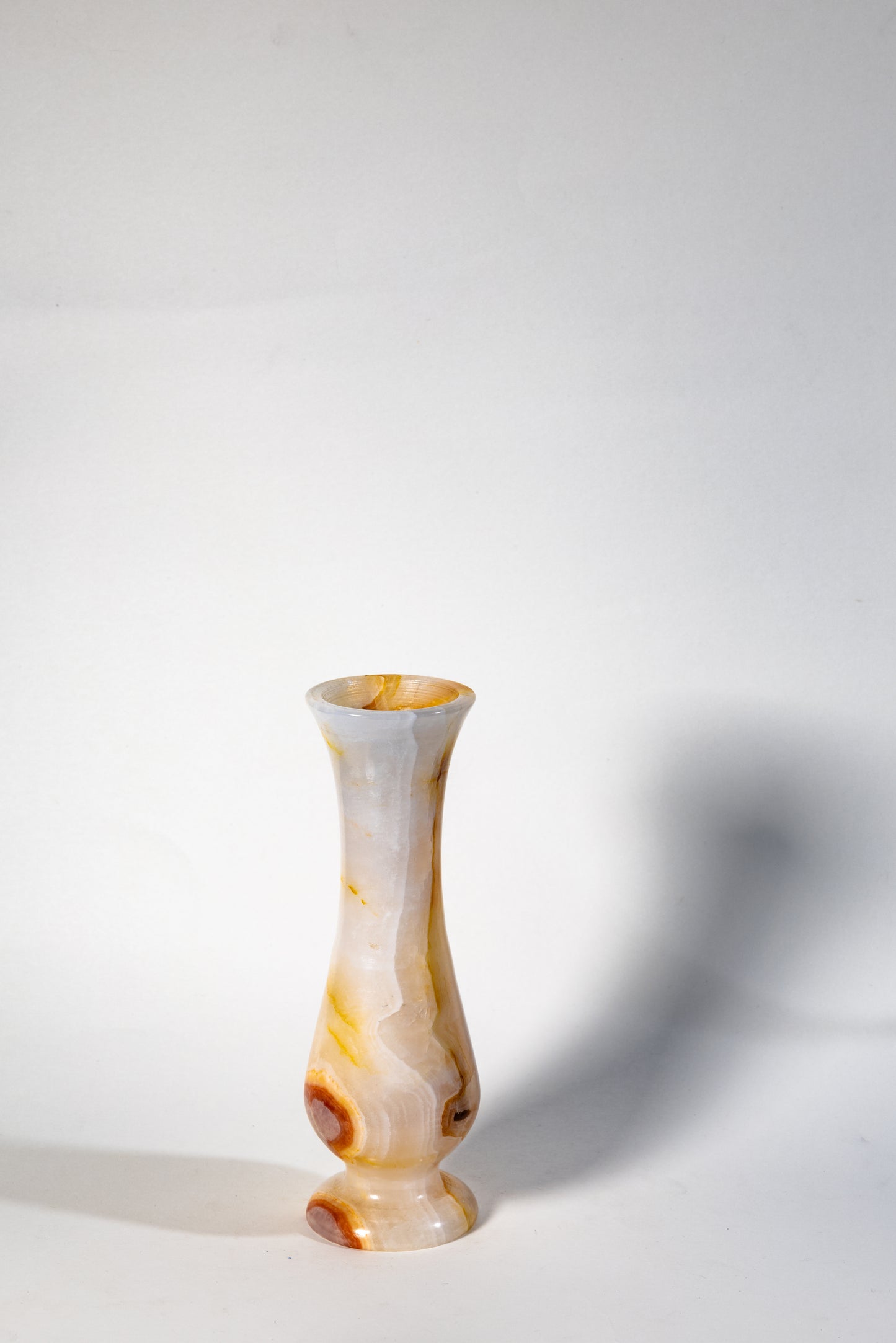 Alabastro – Honey Onyx Fluted Vase