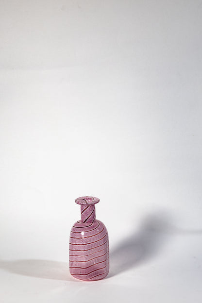 Rosetta Lattimo – Pink Murano Ribbon Vase