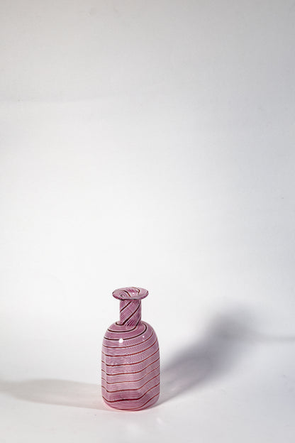 Rosetta Lattimo – Pink Murano Ribbon Vase