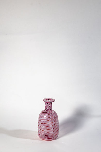 Rosetta Lattimo – Pink Murano Ribbon Vase